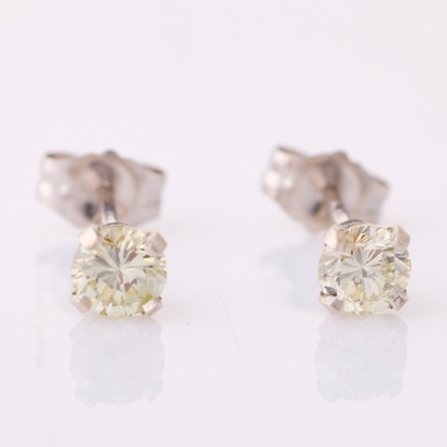 14ct White Gold, 3.80mm Diamond Stud Earrings