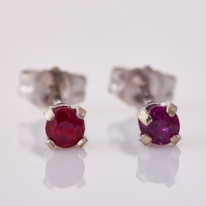 14ct White Gold, 3.0mm Ruby Stud Earrings