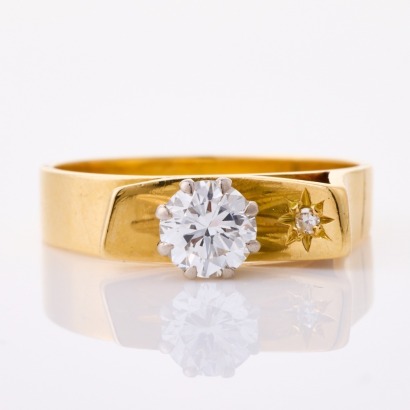 18ct Yellow Gold, Vintage, .92ct Diamond Ring, F colour, VVS clarity