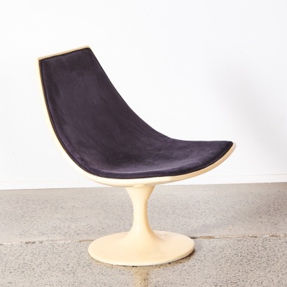 A Fibreglass Atomic Style Swivel Chair