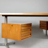 An Osvaldo Borsani T96 Boomerang Desk - 7