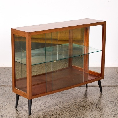 A Mid-Century Display Shelve