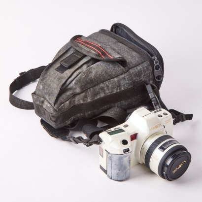 A Minolta Dynax 8000i Camera in Carry Bag