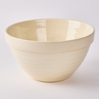 A Jumbo Crown Lynn Beehive Bowl