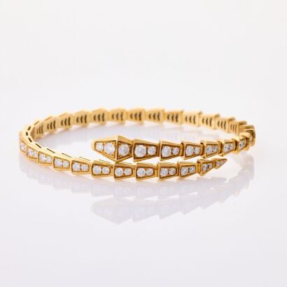 Bvlgari, 18ct Yellow Gold, 3.28ct Diamond Set Serpenti Viper Bracelet, Size L