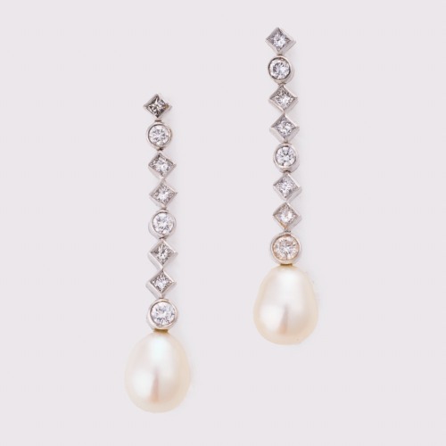 18ct White Gold, Modern, .50ct Diamond / 8.3mm Pearl Drop Earrings