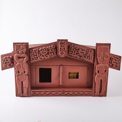 A Folk Art Model Wharenui