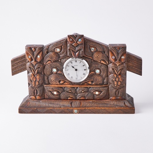 A Carved Mantle Clock, Aotearoa