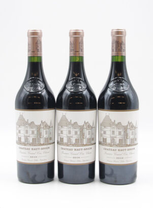 (3) 2010 Chateau Haut-Brion, Pessac-Leognan [WS99] [WE98] [JR18.5]