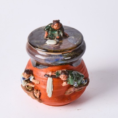 A Japanese Sumida Gawa Lidded Jar