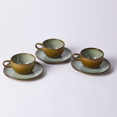 A Vintage Heath Ceramics Cup and Saucer Tea Set