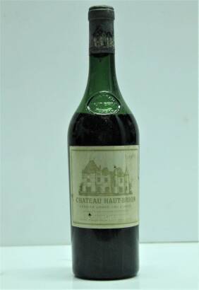 (1) 1963 Chateau Haut Brion, Pessac Leognan