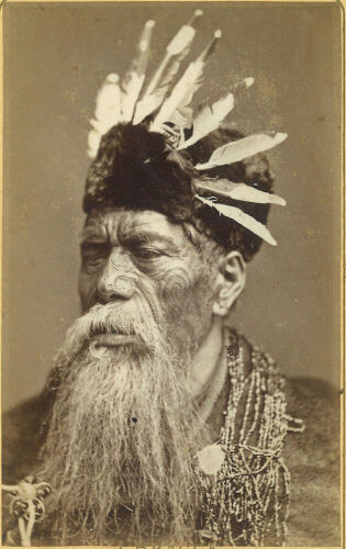 JAMES BRAGGE Renata Kawepo