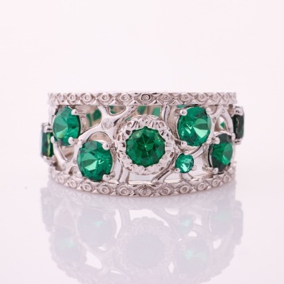 18ct White Gold, Modern, Synthetic Green Spinel / .050ct Diamond Ring - As new