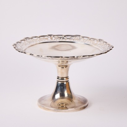 A Sterling Silver Centrepiece Stand