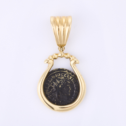 18ct Yellow Gold Aged Coin in 14ct Yellow Gold Pendant