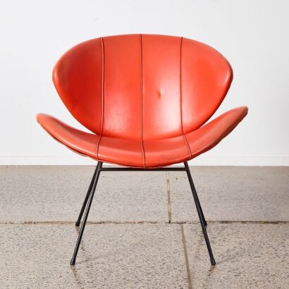 An Original 1960s Lip Chair in Retro Red Vinyl