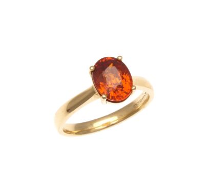 18ct Spessartine Garnet Ring