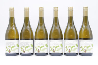 (6) 2015 Pyramid Valley Sutherland Till Chardonnay, Marlborough