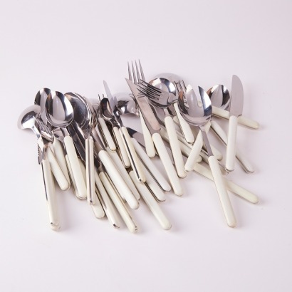 A 34 Piece Vintage Viners Colour Blaze Cutlery Set