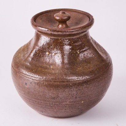 A Large Early Andrew Van Der Putten Lidded Jar