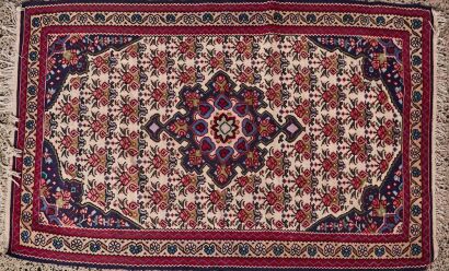 A Vintage Turkish Floral Kilim Rug