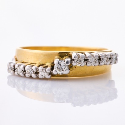 18ct Yellow / White Gold, Vintage, .32ct Diamond Ring