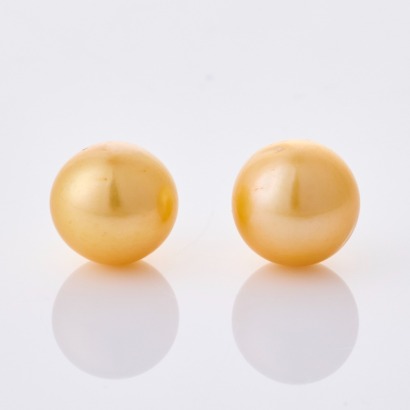 18ct Yellow Gold, 8.9mm Gold Pearl Stud Earrings