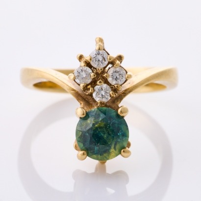 9ct Yellow Gold, Vintage, Green-Blue Sapphire / .18ct Diamond Ring