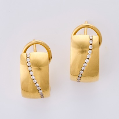 18ct Yellow Gold, .18ct Diamond Set Earrings