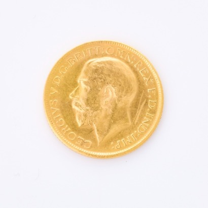 A full, 1915 Sovereign Coin, of 22mm in Diameter