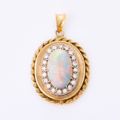 9ct Yellow Gold, Vintage, Oval Opal / .30ct Diamond Pendant