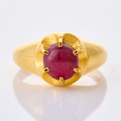 18ct Yellow Gold, Modern, 7.30mm Round Cabochon Cut Ruby Ring