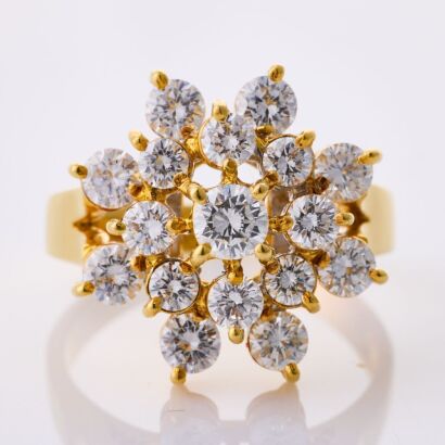 18ct Yellow Gold, Modern, 1.52ct Diamond Set Cluster Ring