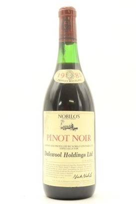 (1) 1985 Dalewool Holdings Ltd Nobilo's Pinot Noir, New Zealand (MS)