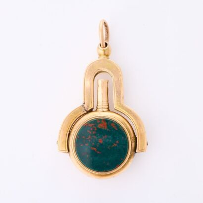 9ct Rose Gold, Vintage, Hollow Carnelian / Bloodstone Pendant