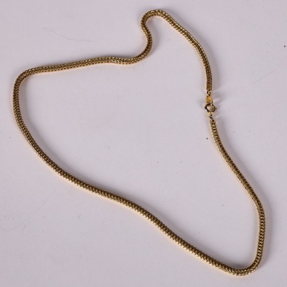 A Vintage Gold Tone Necklace