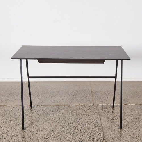 A SQ Desk By Niko Kralj For Good Form