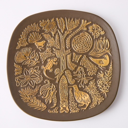 A Crown Lynn 'Legend' Plate