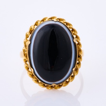 18ct Yellow Gold, Vintage, Oval Cabochon Cut Onyx Ring