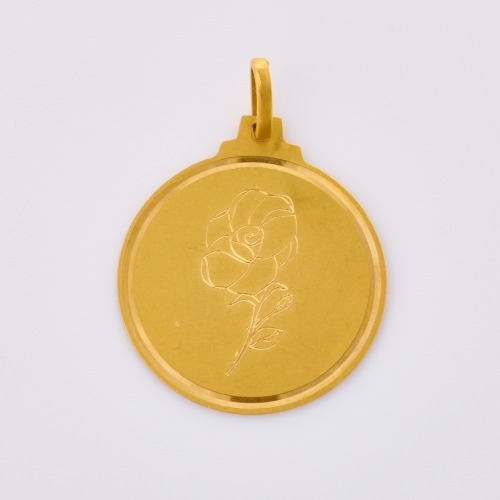 18ct Yellow Gold, Round Shaped Flower Pendant