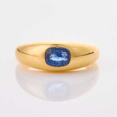 18ct Yellow Gold, Modern, Bezel Set 1.13ct Sapphire Ring - Near new