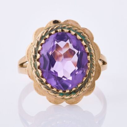 9ct Yellow Gold, Vintage, Oval Amethyst Ring