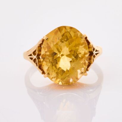 18ct Yellow Gold, Vintage, Oval Citrine Ring