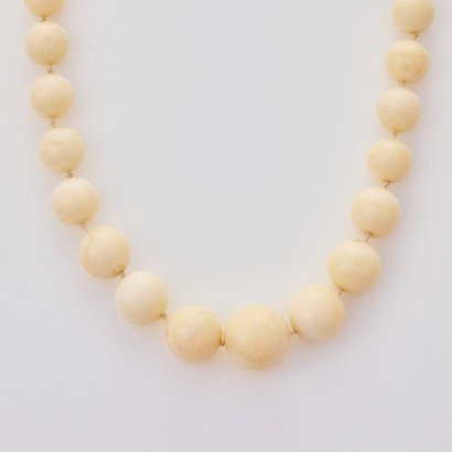44cm Graduated Beaded, White Opal Necklace with 9ct Rose Gold Clasp