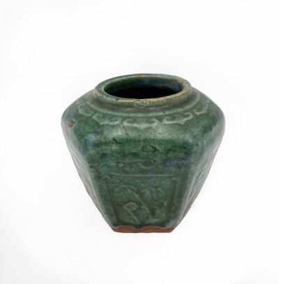 A Chinese Late Ming/Early Qing Turquoise Incised Jar