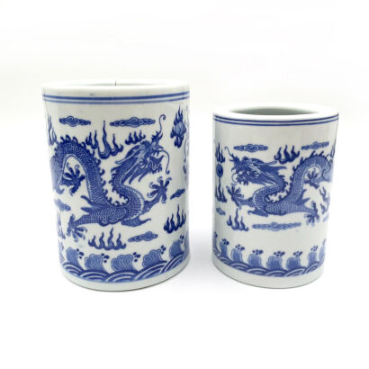 A Chinese Blue and White 'Dragon' Brush Pot