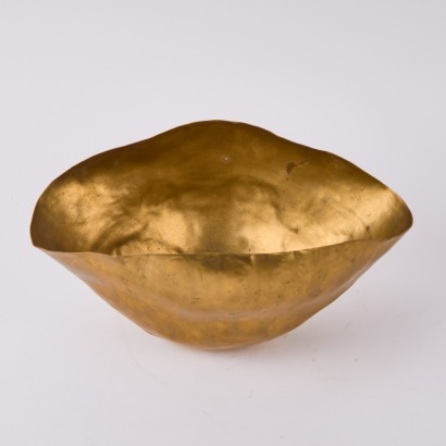 A Tom Dixon Beaten Copper Bowl