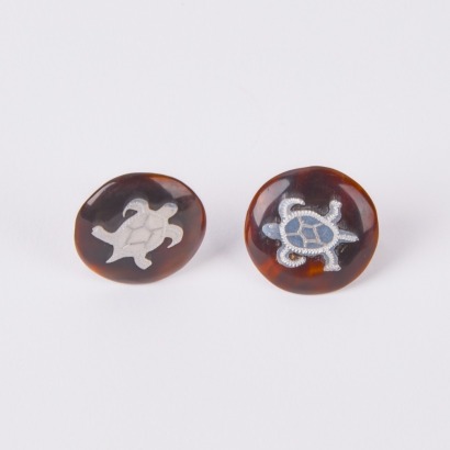 A Pair of Clip-On Turtle Earrings