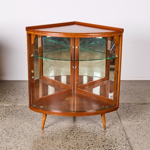 A Mid-Century Mahogany Display Unit A/F